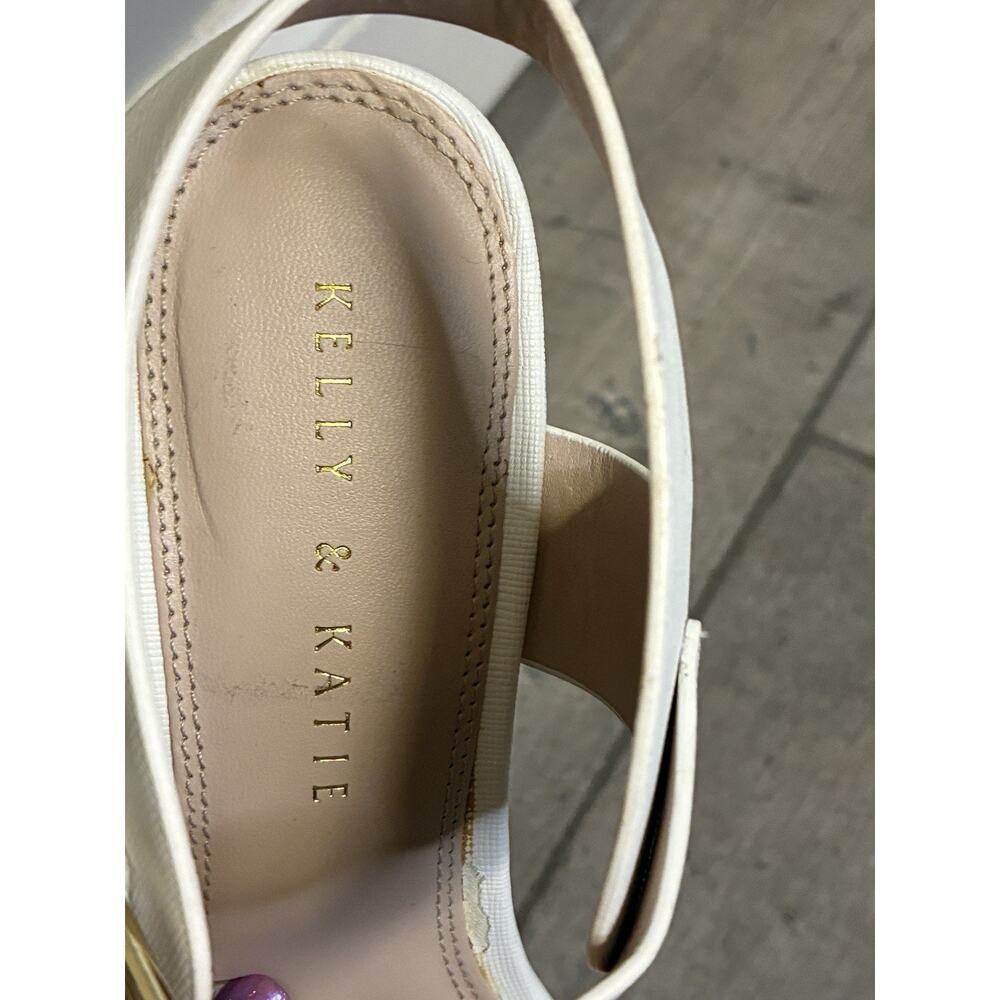 Kelly & Katie Frilisa Ankle Strap Block Heel Sandals Cream Ivory White Size 9.5 - Picture 4 of 7